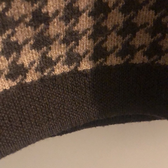 Talbots Sweater - Picture 6 of 8